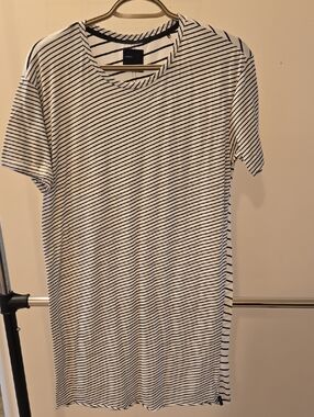 Striped Short-Sleeve Crew Tee - Black/White